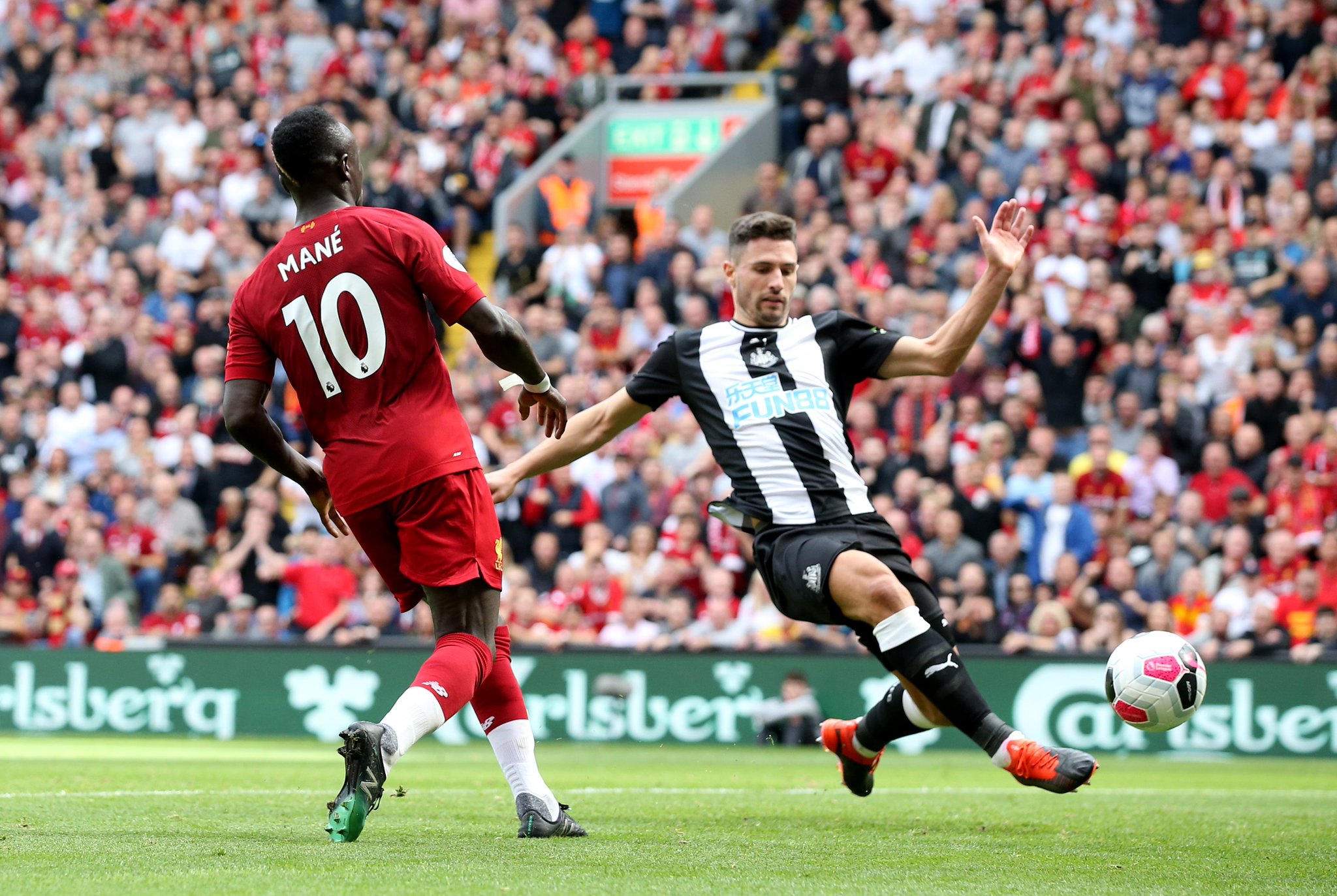 汤普森一直 汤普森一直